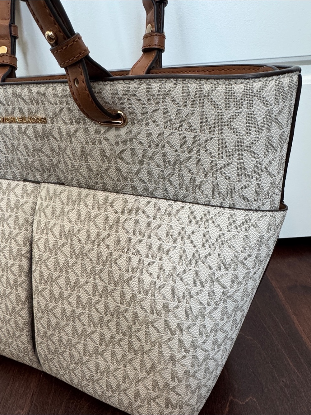 Michael Kors Leather Shoulder Bag Purse Monogram Cream & Cognac Classic Style - Picture 5 of 16